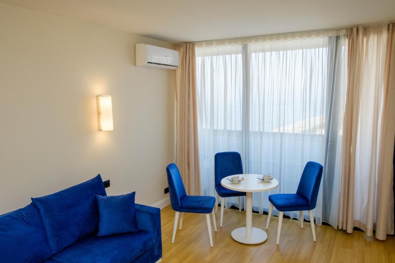 Manco Apartments Μπατούμι Εξωτερικό φωτογραφία